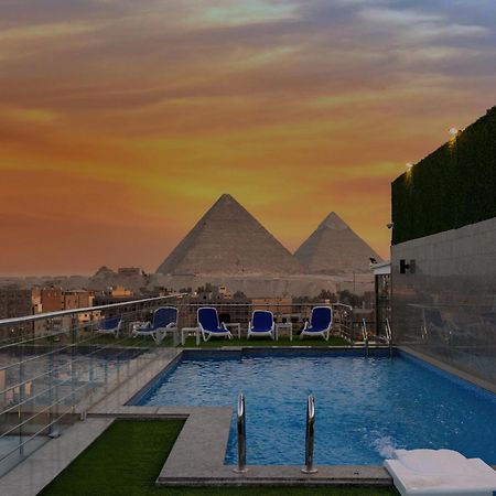 Gold'S Pyramids Hotel Al Kawm al Akhdar Exterior foto